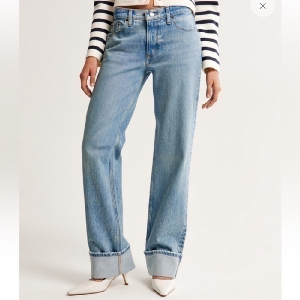 Abercrombie & Fitch Low Rise Baggy Jean Cuffed  24 / 18R